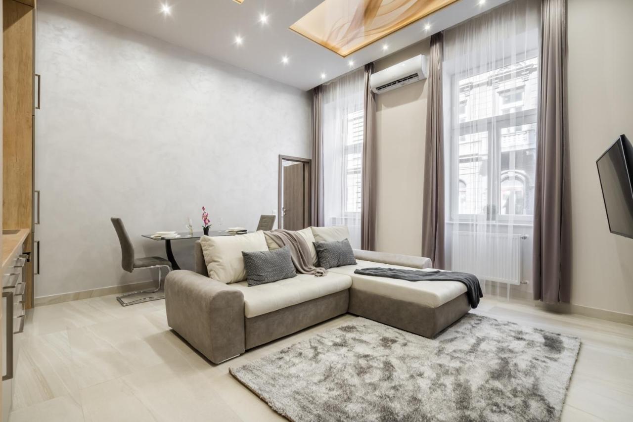 Chic Comfort Suite For 6 By Oktogon ブダペスト エクステリア 写真